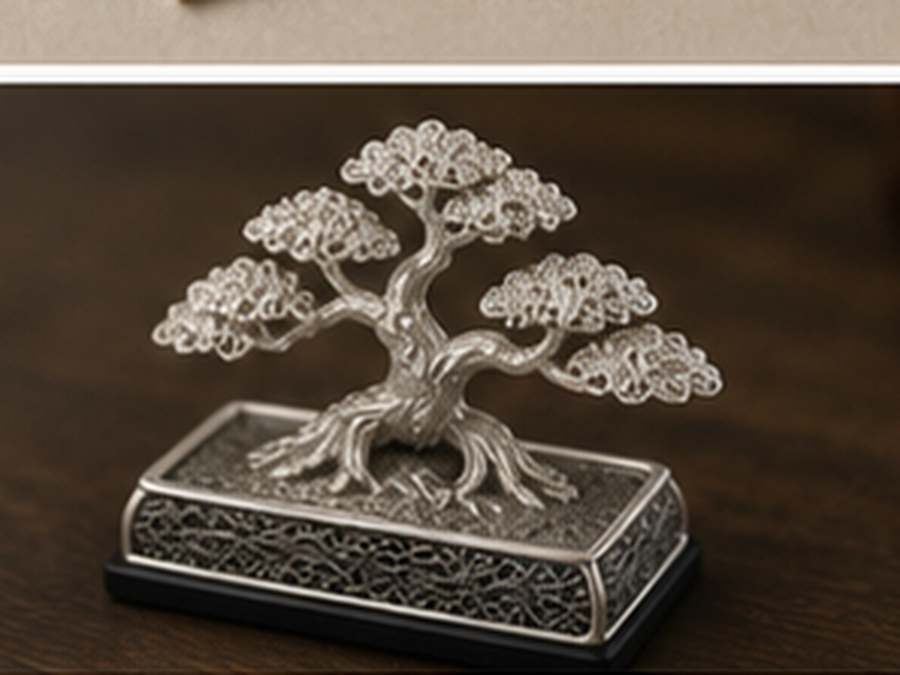 Silver Filigree Desk Ornament